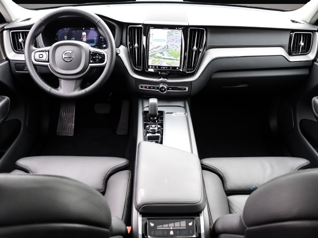 Bild 4 Volvo XC60 Ultra Dark AWD B5 Benzin EU6e HUD AD AHK Di