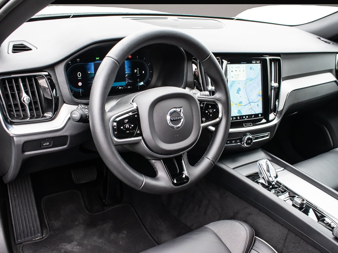 Bild 7 Volvo V60 Cross Country B4 AWD Plus Harman/Kardon LED