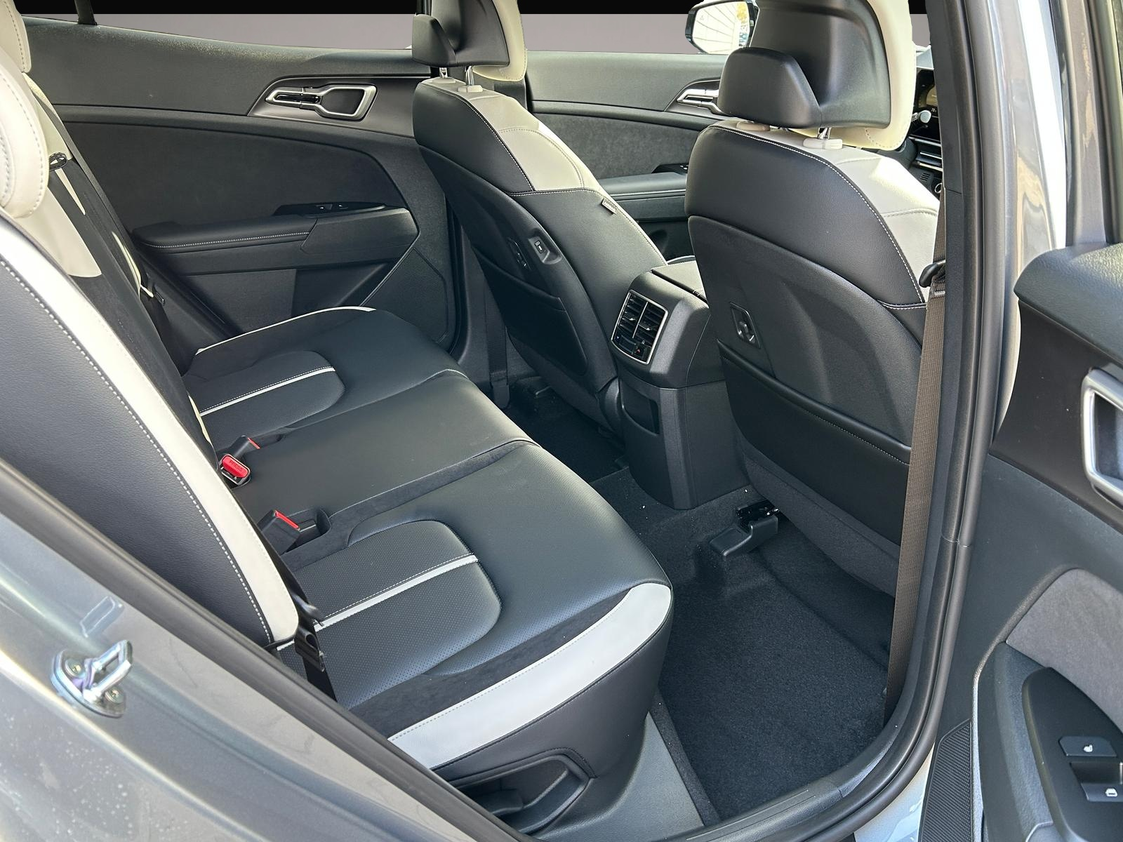 Bild 4 Kia Sportage GT Line 1.6 T-GDI DCT Leder*19
