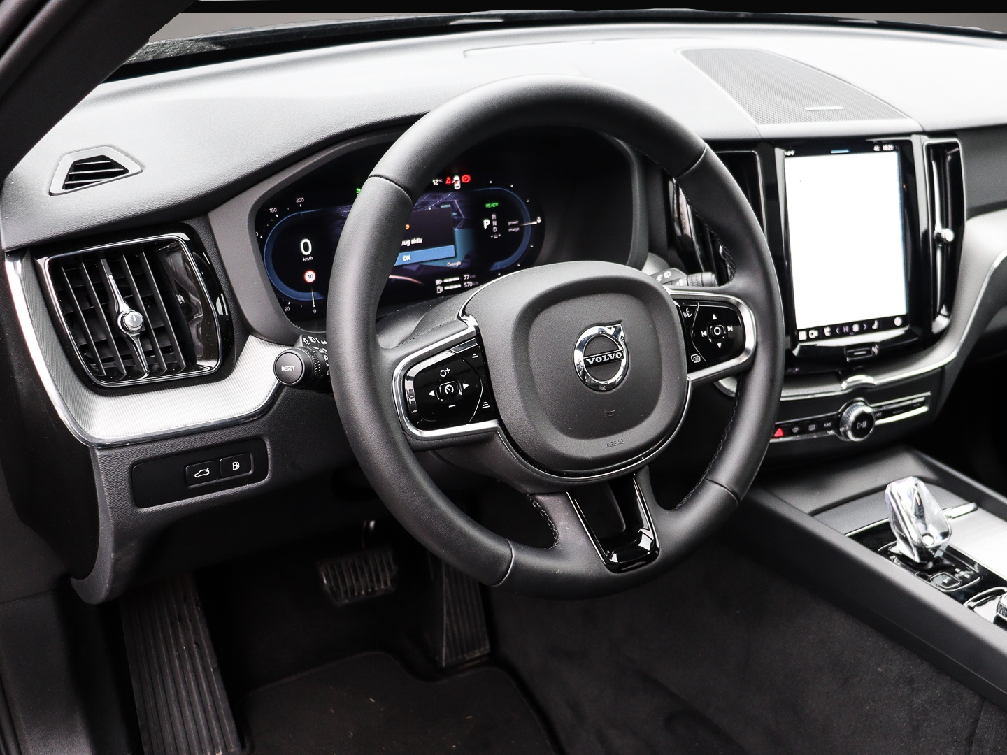 Bild 3 Volvo XC60 Plus Dark Recharge Plug-In Hybrid AWD T8 Tw