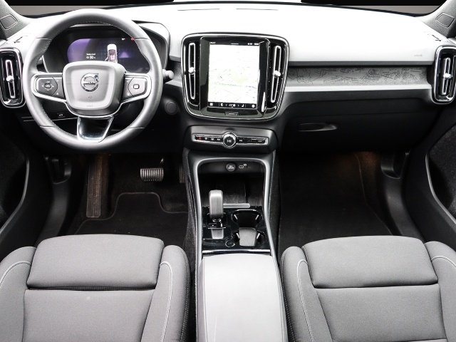 Fotografie 4 des Volvo C40 Plus Recharge Pure Electric AWD StandHZG Dig