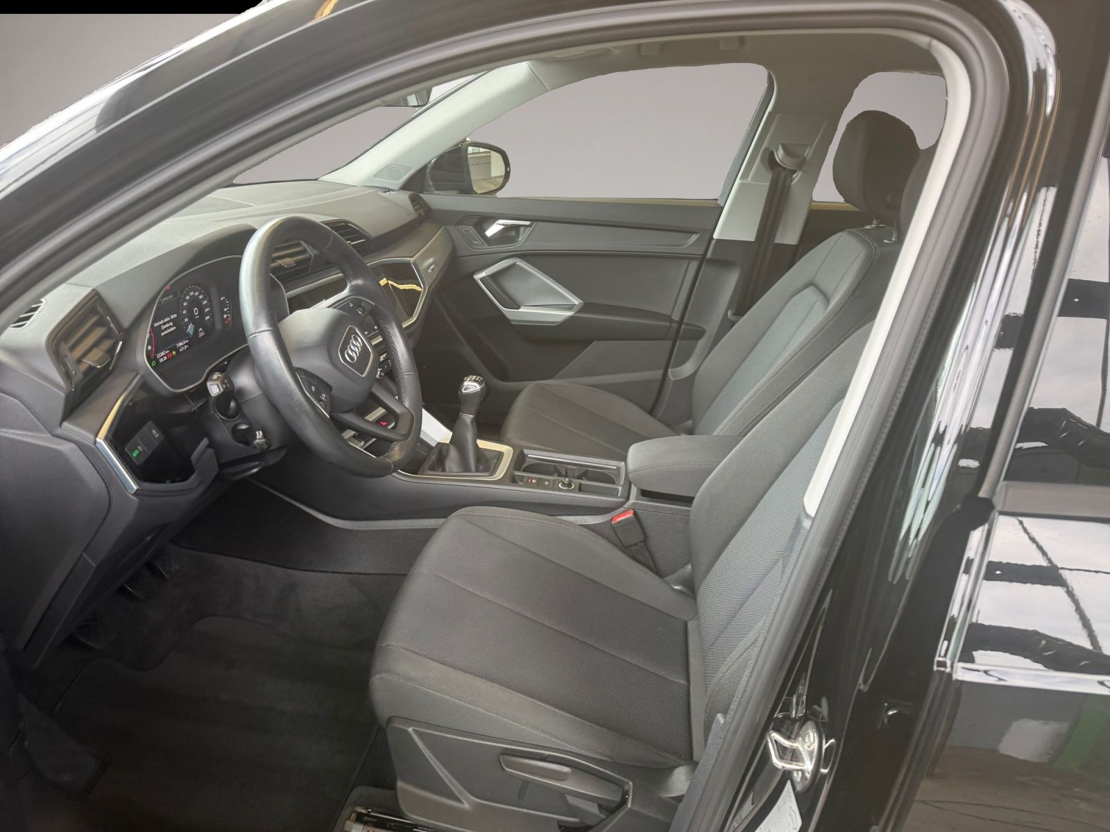 Bild 9 Audi Q3 35 TFSI advanced *LED*App-Connect*