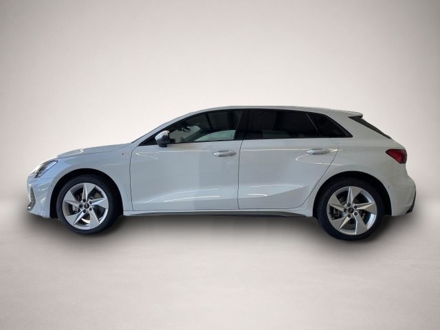 Bild 3 Audi A3 S line TFSI quattro GV3+AHK+Navi+Cam+eHeck+Soun.