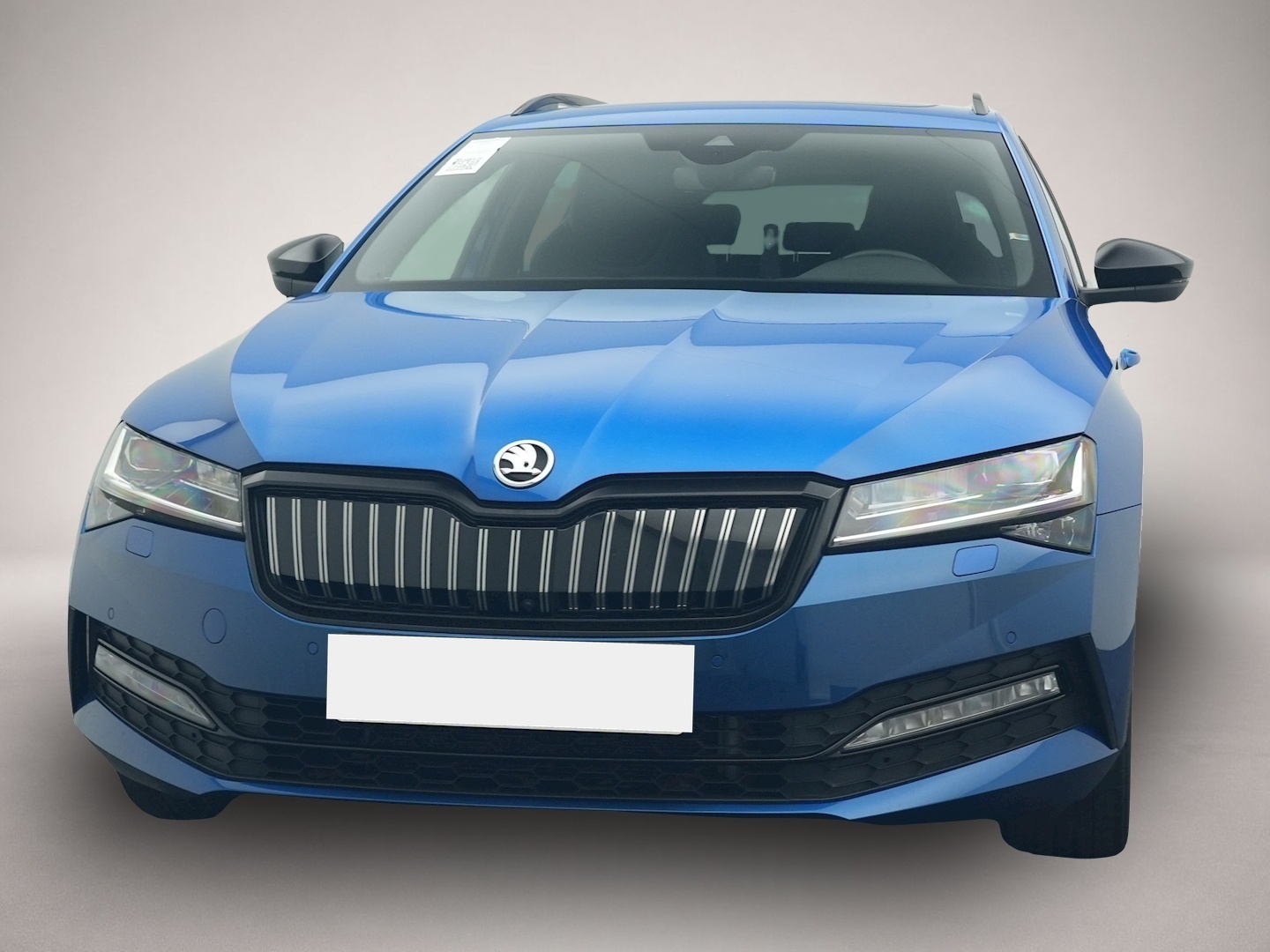 Bild 8 Skoda Superb Combi 1.4 TSI iV DSG Sportline MATRIX NAV