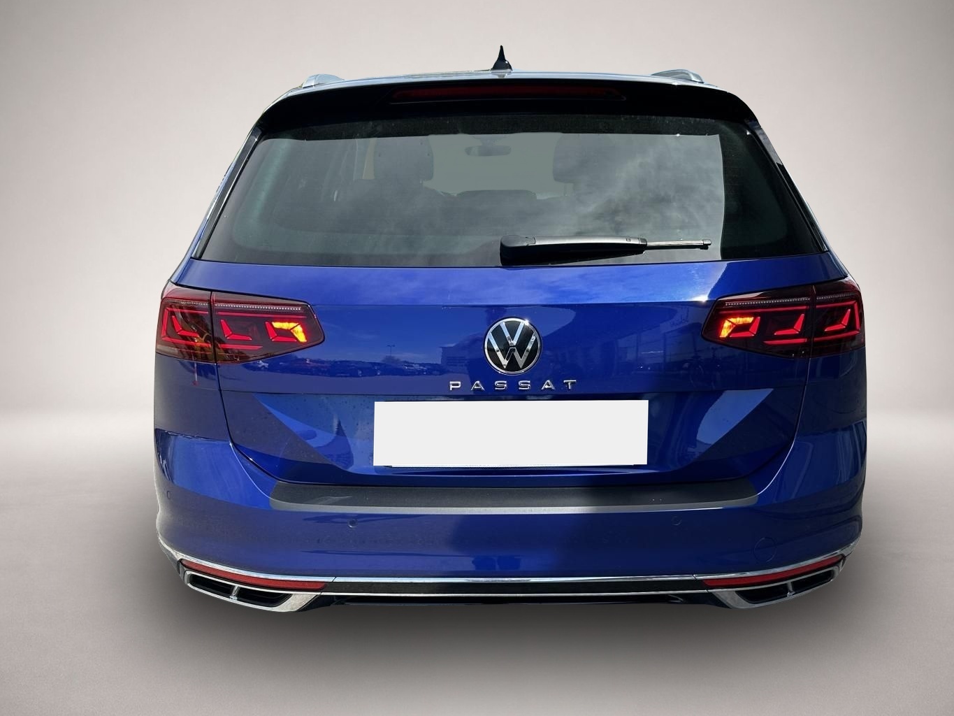 Bild 4 Volkswagen Passat Variant 2.0 TDI DSG R-Line AHK+HEAD-UP+AP