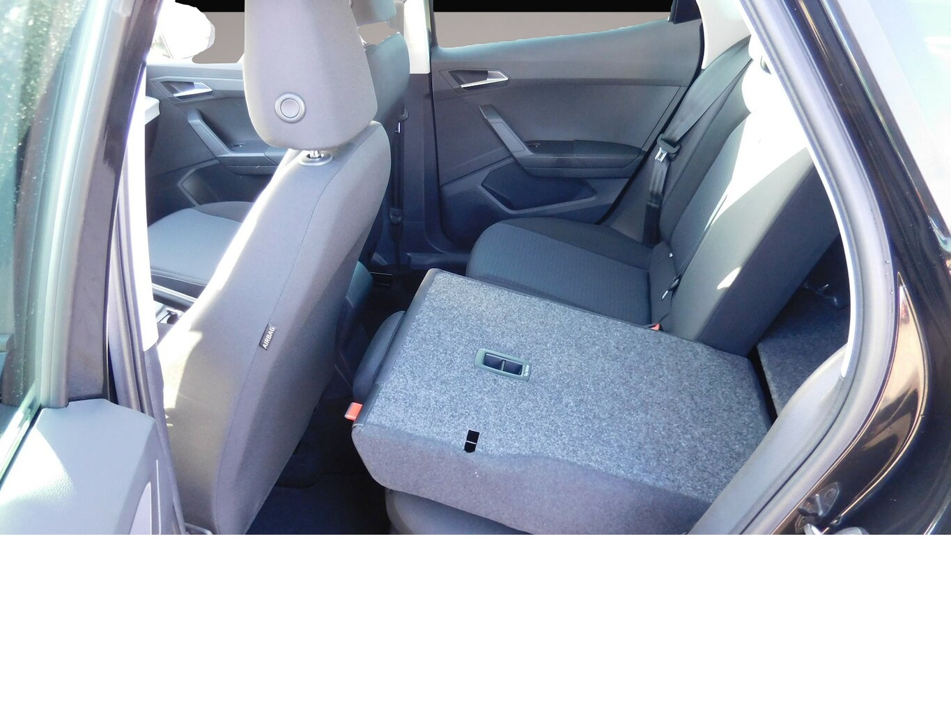 Fotografie 5 des Seat Arona 1.0 Style TSI BMT Klima Navi LED Alu...