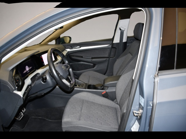 Bild 3 Volkswagen Golf 8 VIII 2.0 TDI DSG Move HeadUp/Pano/AHK/LED