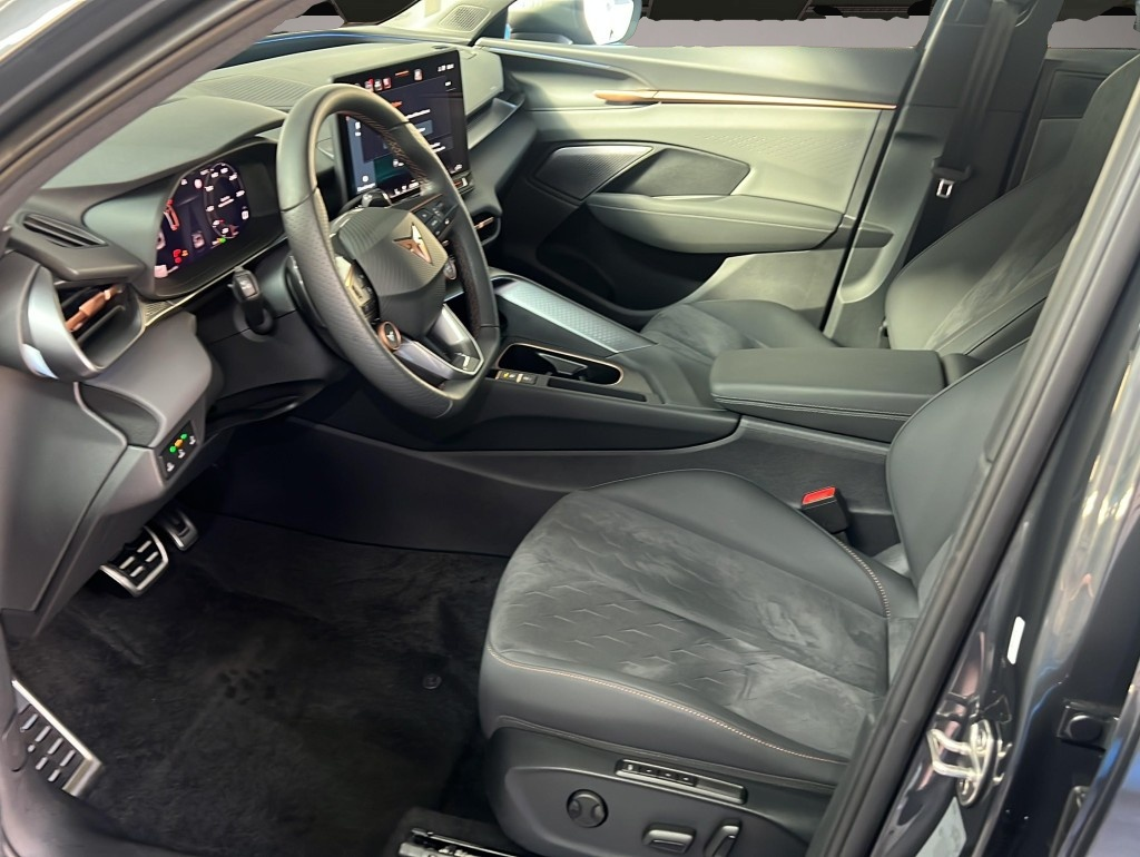 Bild 3 Cupra Terramar 2.0 TSI 4Drive VZ*DCC*KeyG*HeadUp*Pano