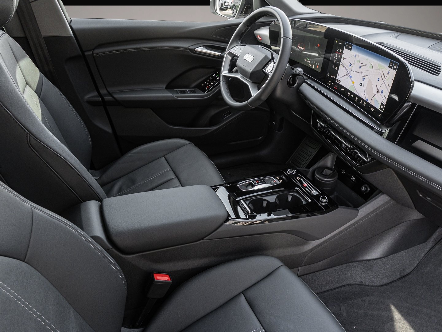 Bild 6 Audi Q6 e-tron S line exterieur schwarz Pano