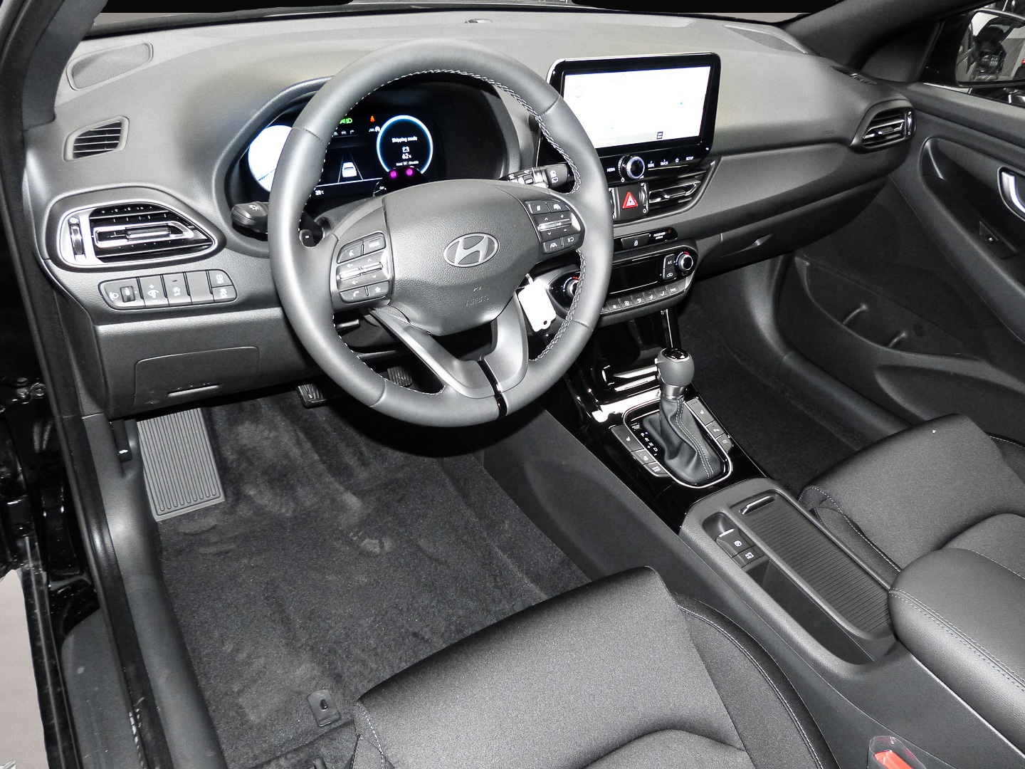 Bild 4 Hyundai i30 Trend Navi LED Apple CarPlay Android Auto Me