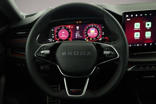 Bild 4 Skoda Octavia 2.0 TSI 195 kW RS Octavia Combi RS 2.0 TSI DSG,.