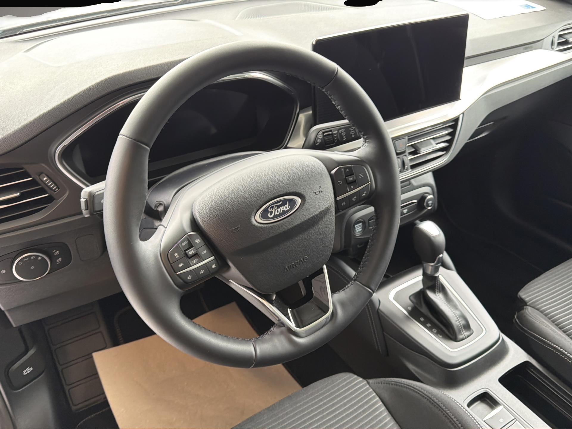 Bild 6 Ford Focus 1.0 EcoBoost Hybrid TITANIUM X Bluetooth L