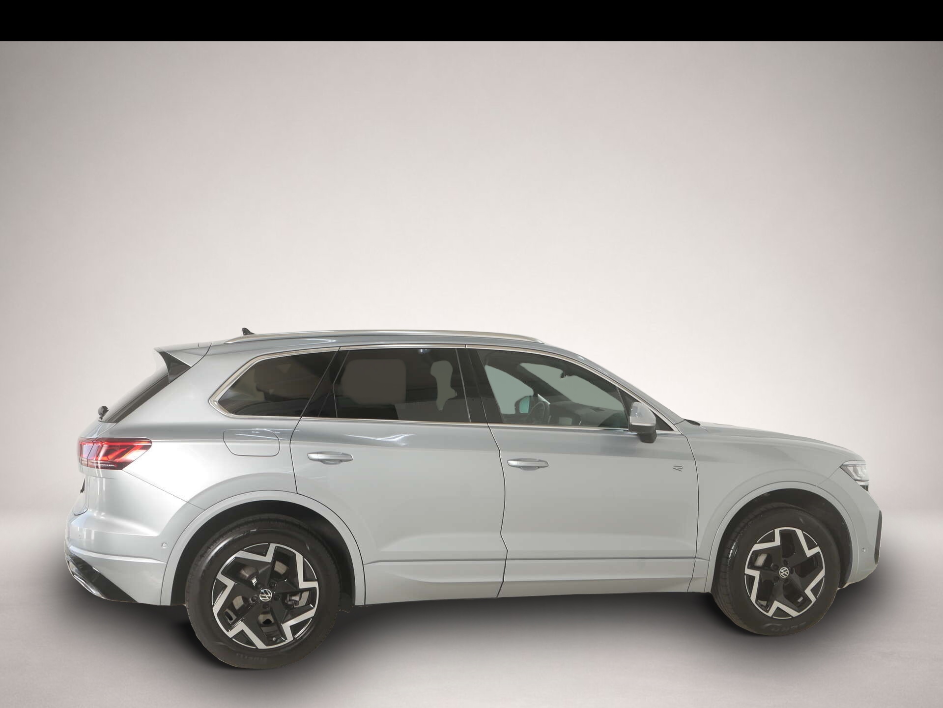 Bild 6 Volkswagen Touareg 3.0 TDI V6 4Motion R-Line