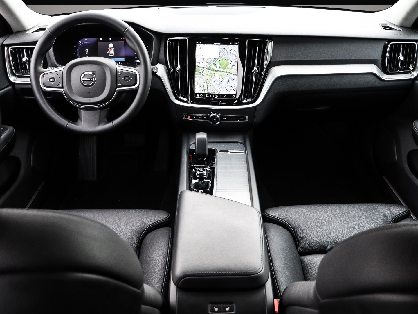 Bild 4 Volvo V60 Kombi Core B3 Benzin EU6d AHK Digitales Cock