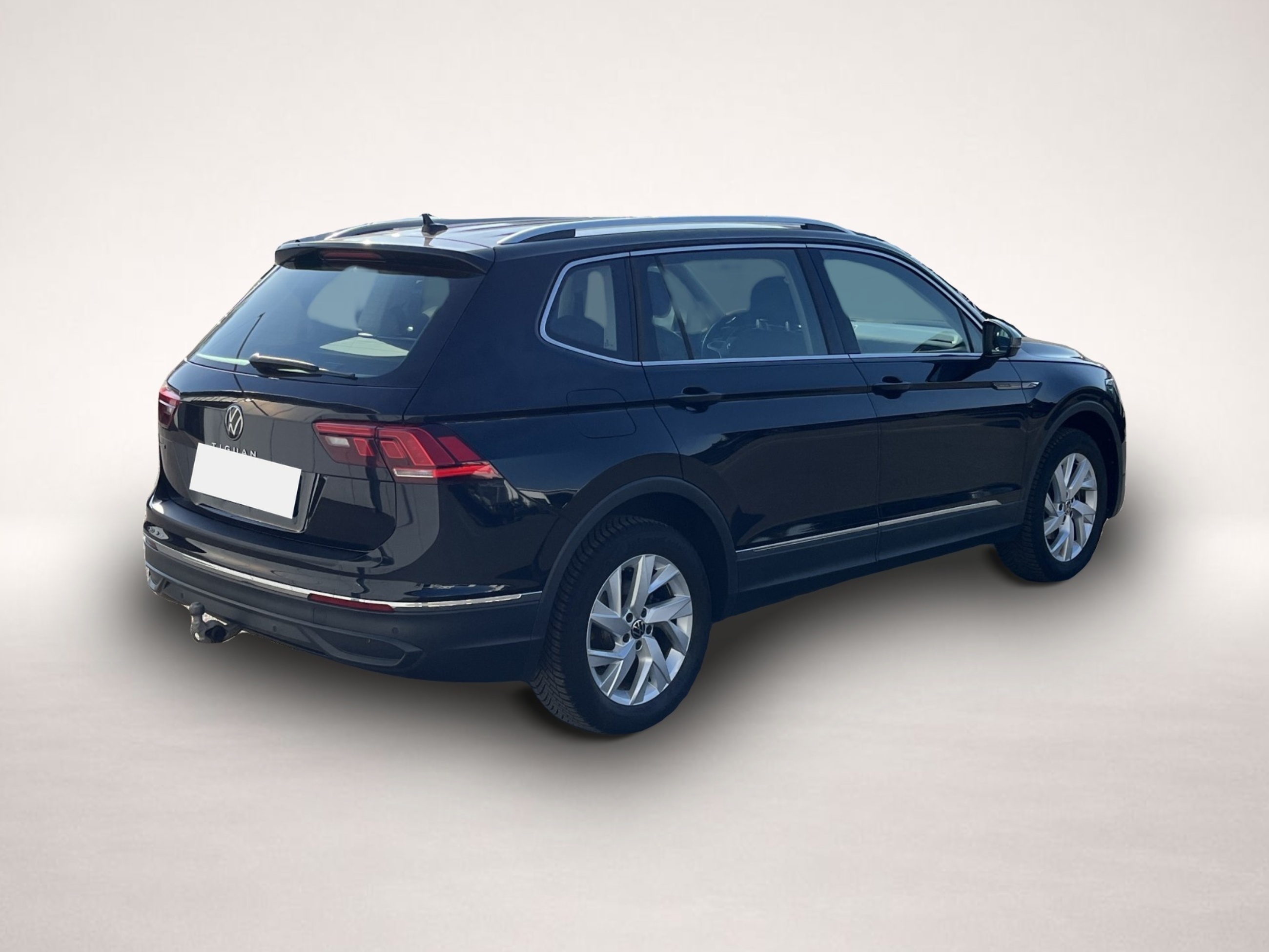 Bild 5 Volkswagen Tiguan Allspace 1.5 TSI DSG Life AHK Navi el.Kla
