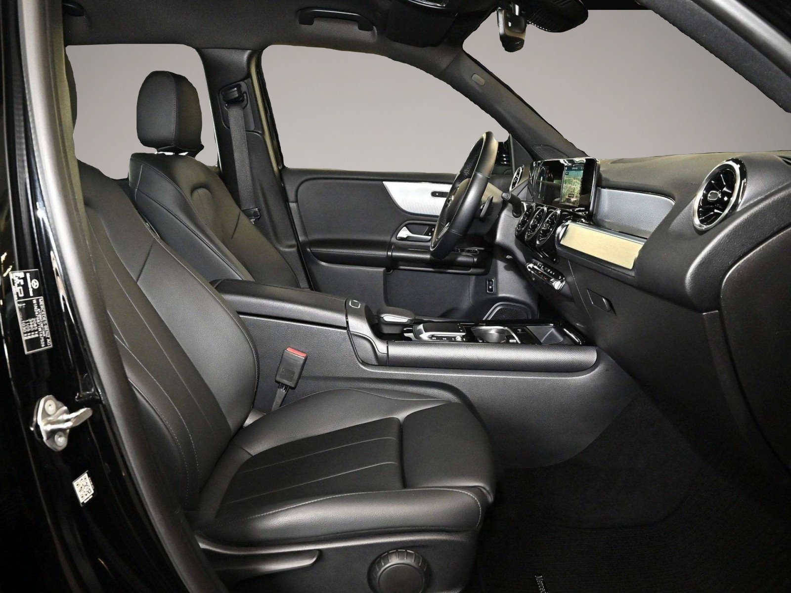 Bild 2 Mercedes-Benz GLB 200