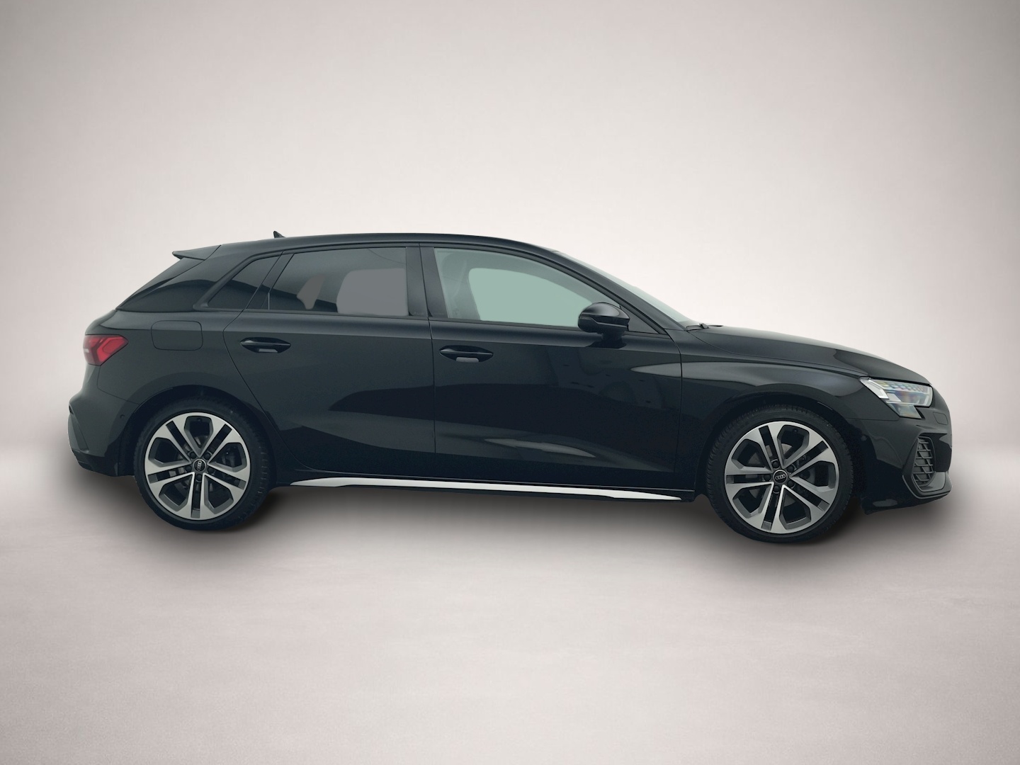 Bild 6 Audi A3 Sportback 35 TDI S-tronic 2x s-line BUSINESS