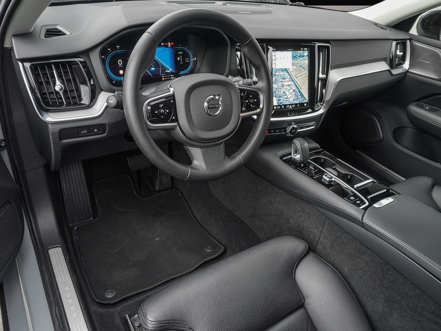 Bild 7 Volvo V60 T8 Twin Engine AWD Plus Dark Plug-In LED Har