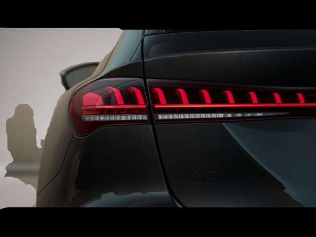 Bild 5 Audi quattro A5 Avant 2.0 TFSI quattro S-tronic Rückfahrkam/L