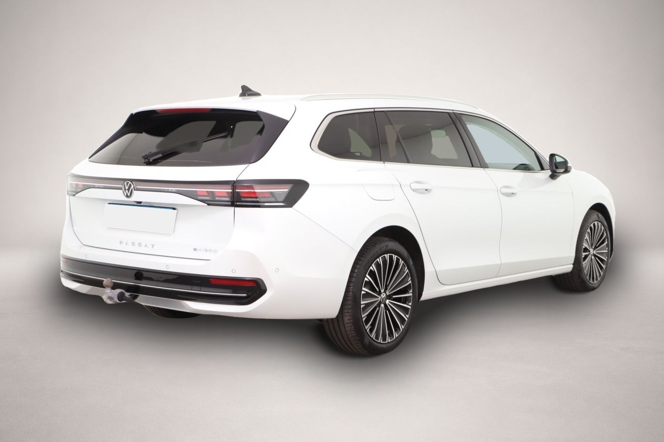 Bild 2 Volkswagen Passat Variant 1.5 TSI eHybrid DSG Elegance IQ.L