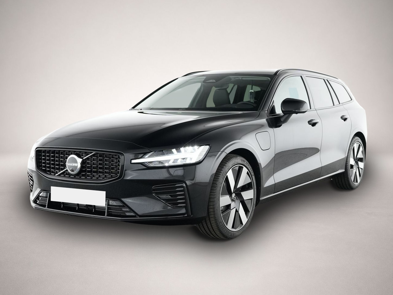 Fotografie Volvo V60 Kombi Ultra Dark Recharge Plug-In Hybrid AWD