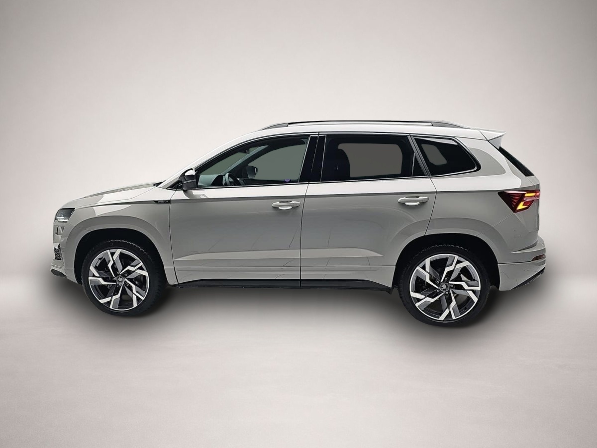 Fotografie des Skoda KAROQ 2.0 TDI DSG SPORTLINE 4X4 NAVI LED