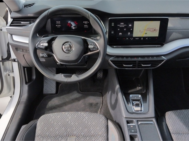 Bild 7 Skoda Octavia Combi Style TDI*DSG AHK ACC Head-Up Navi