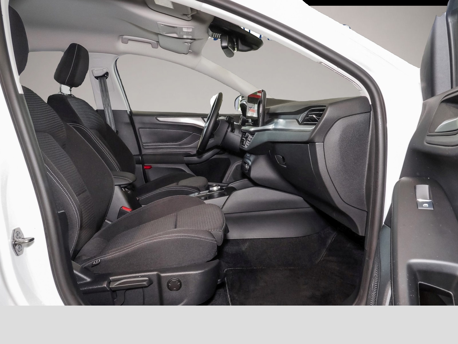 Bild 5 Ford FOCUS TITANIUM 1.5 ECOBLUE