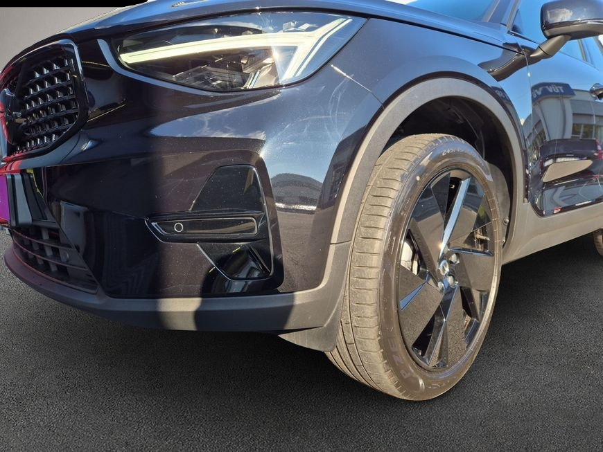 Bild 6 Volvo XC40 B3 B DKG Plus Black Edition