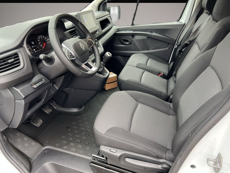 Bild 4 Renault Other Trafic dCi 150 L2H2 3,0t SHZ+AHK+GJR