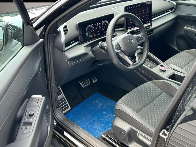 Bild 5 Volkswagen T-Roc R-Line R-Line 1.5 eTSI DSG Neues Modell*AHK*Mat.