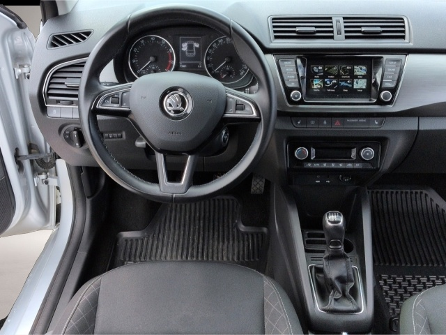 Bild 6 Skoda Fabia Style 1.0TSI*Tempo SHZ PDC Smart-Link Alu