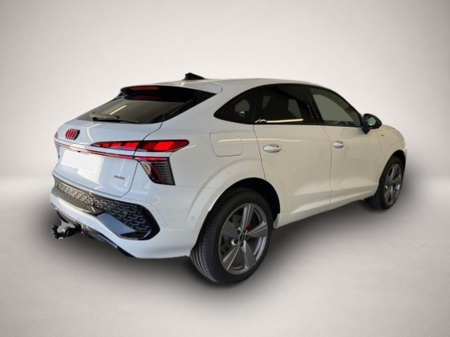 Bild 4 Audi Q3 Sportback NEU TFSI quattro S line TechPro+HUD+M.