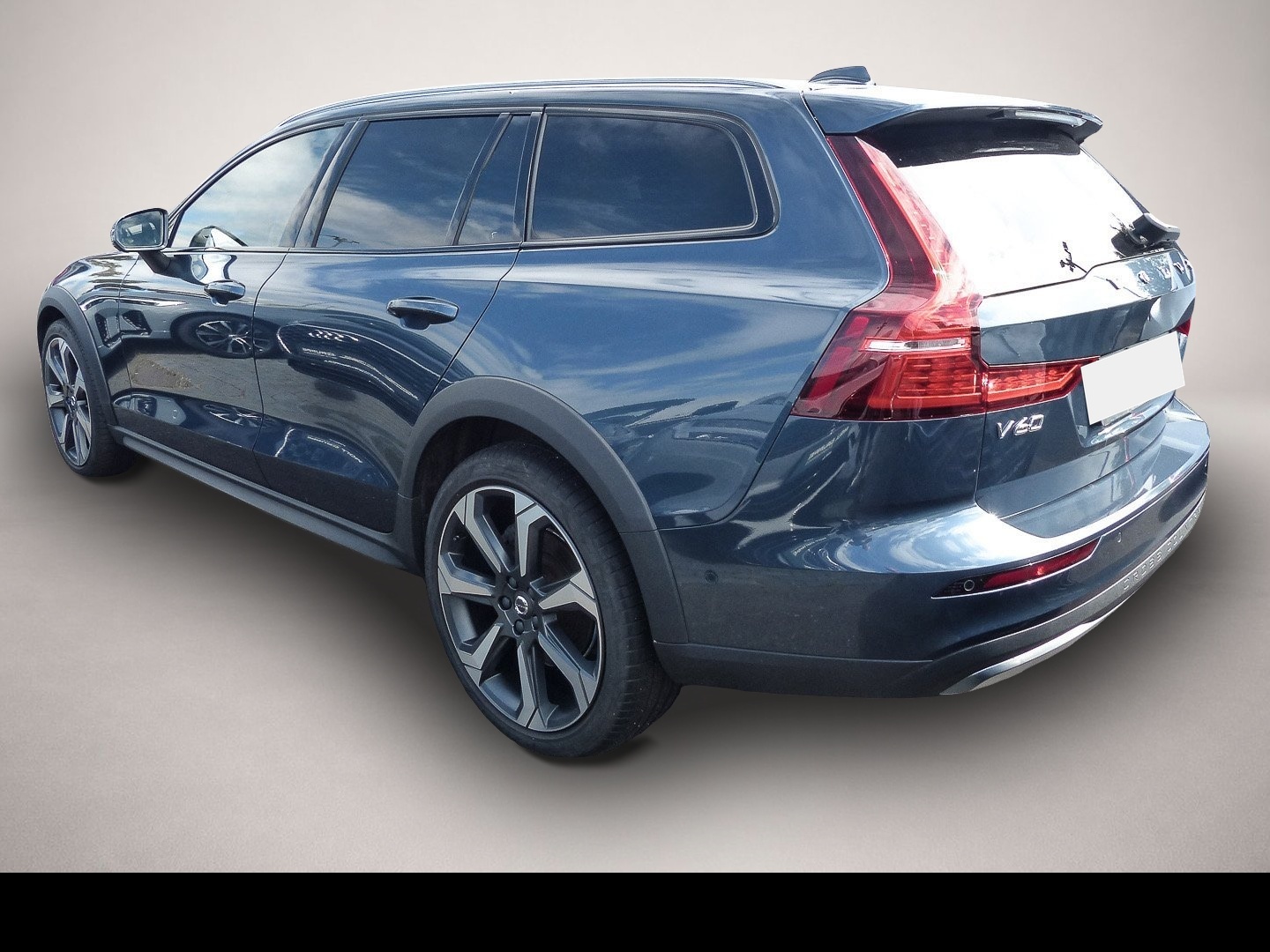 Bild 4 Volvo V60 Cross Country B4 AWD Ultimate Pano Head UP 3