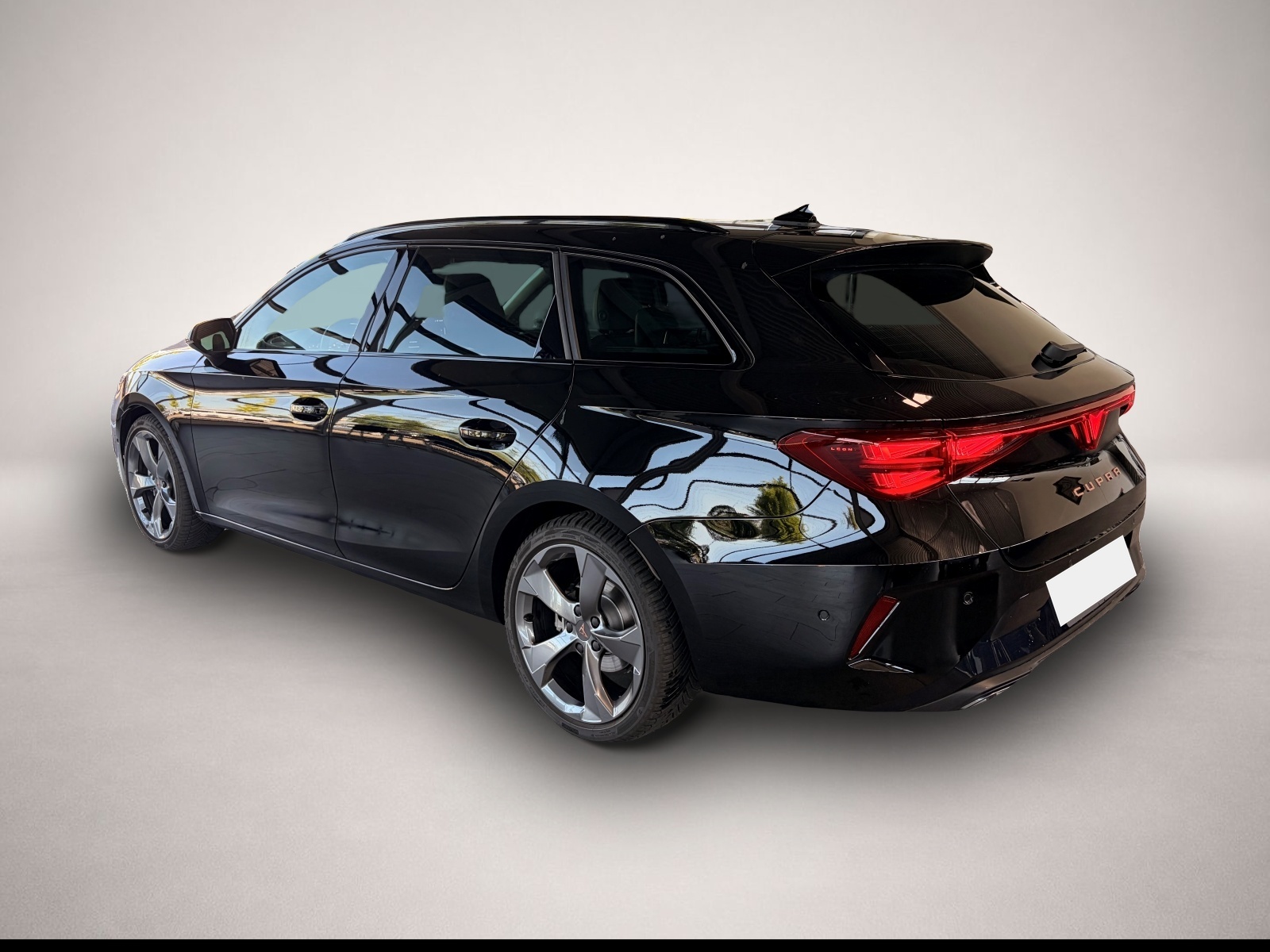 Bild 5 Cupra Leon ST 2.0 4Drive Navi ACC Kamera Voll-LED CarP
