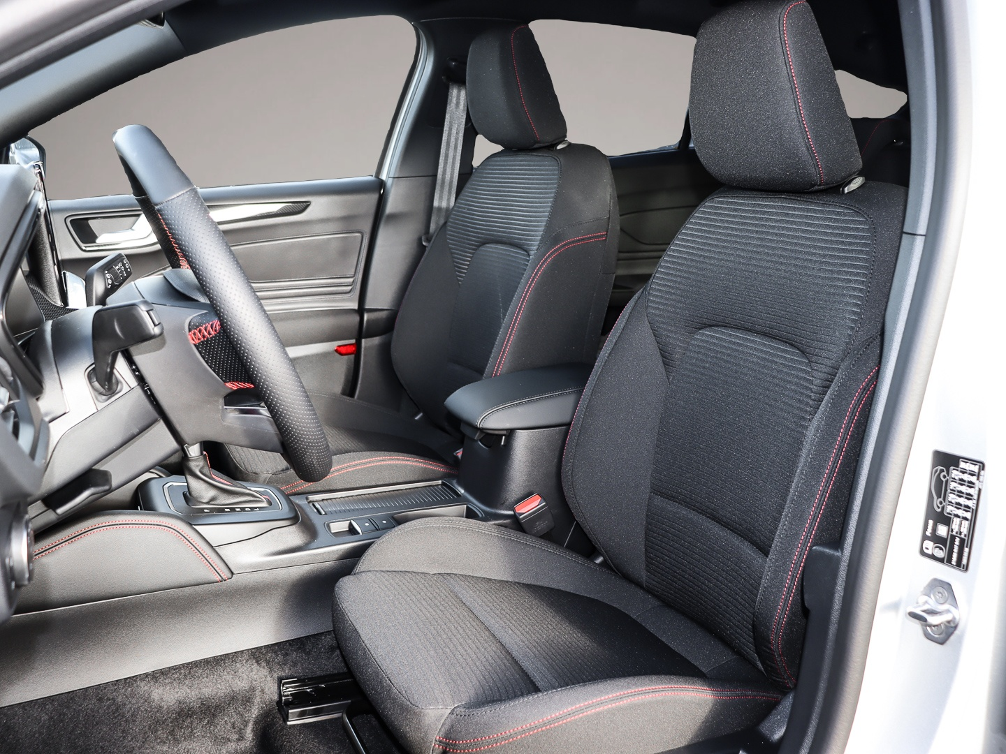 Bild 6 Ford Focus Turnier ST-Line X 155PS Aut. FAP Winter Pa