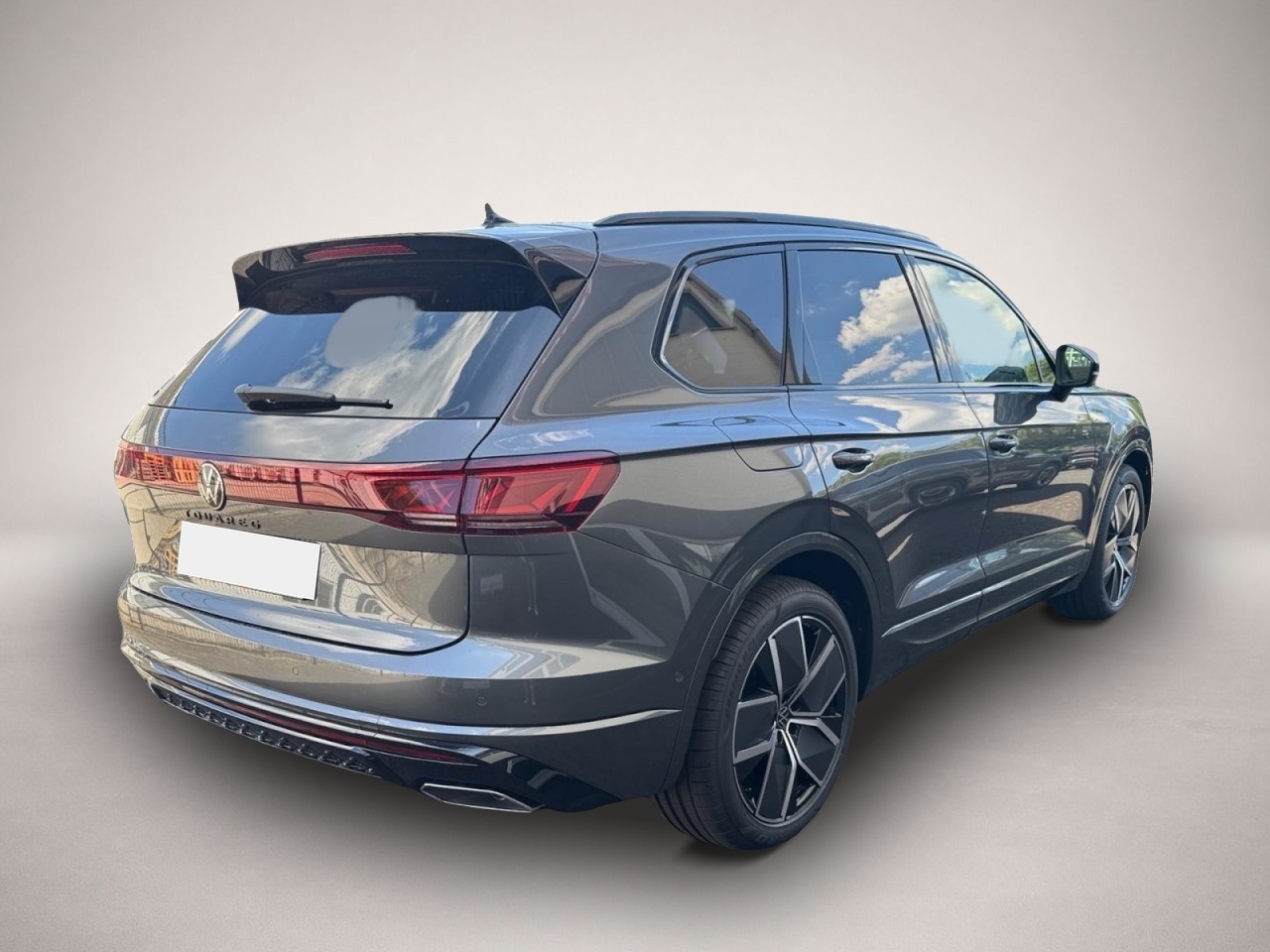 Bild 3 Volkswagen Touareg R-Line Final Edition Luftfahrw. Standhzg