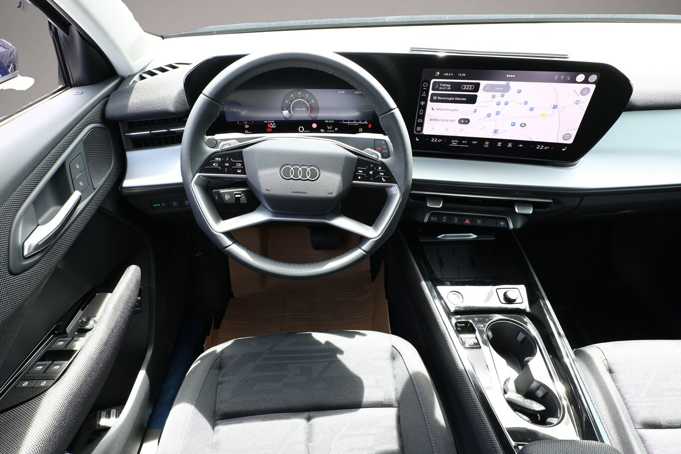 Bild 6 Audi Q3 Tech LED+ KlimaP MMI+ Keyl PrivG 18Z eHK PDC+