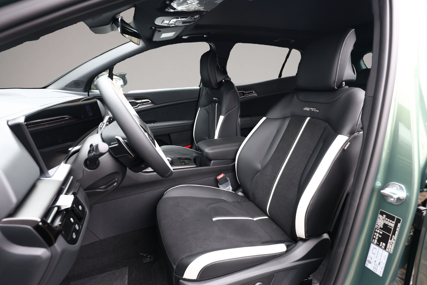 Bild 5 Kia Sportage HEV GT-Line Pano eHK elSitze 4xSHZ DigC