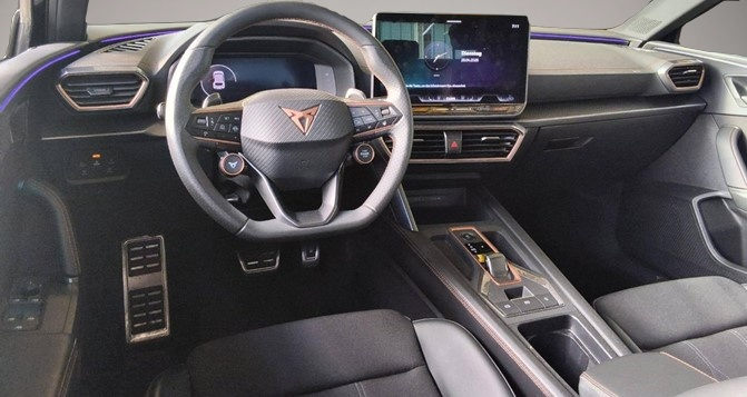 Bild 4 Cupra Leon 1.5 eTSI DSG AB288EUR NAVI REAR VIEW SHZ