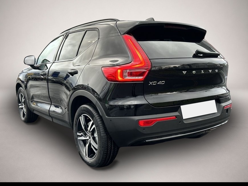 Fotografie 2 des Volvo XC40 B3 B DKG Plus Dark 120 kW, 5-türig