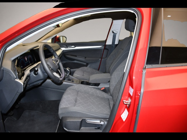 Bild 3 Volkswagen Golf 8 VIII Variant 1.5 TSI Life Einparkhi/Pano