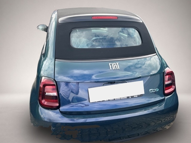 Bild 3 Fiat 500e Cabrio Icon Navi Apple CarPlay Android Auto