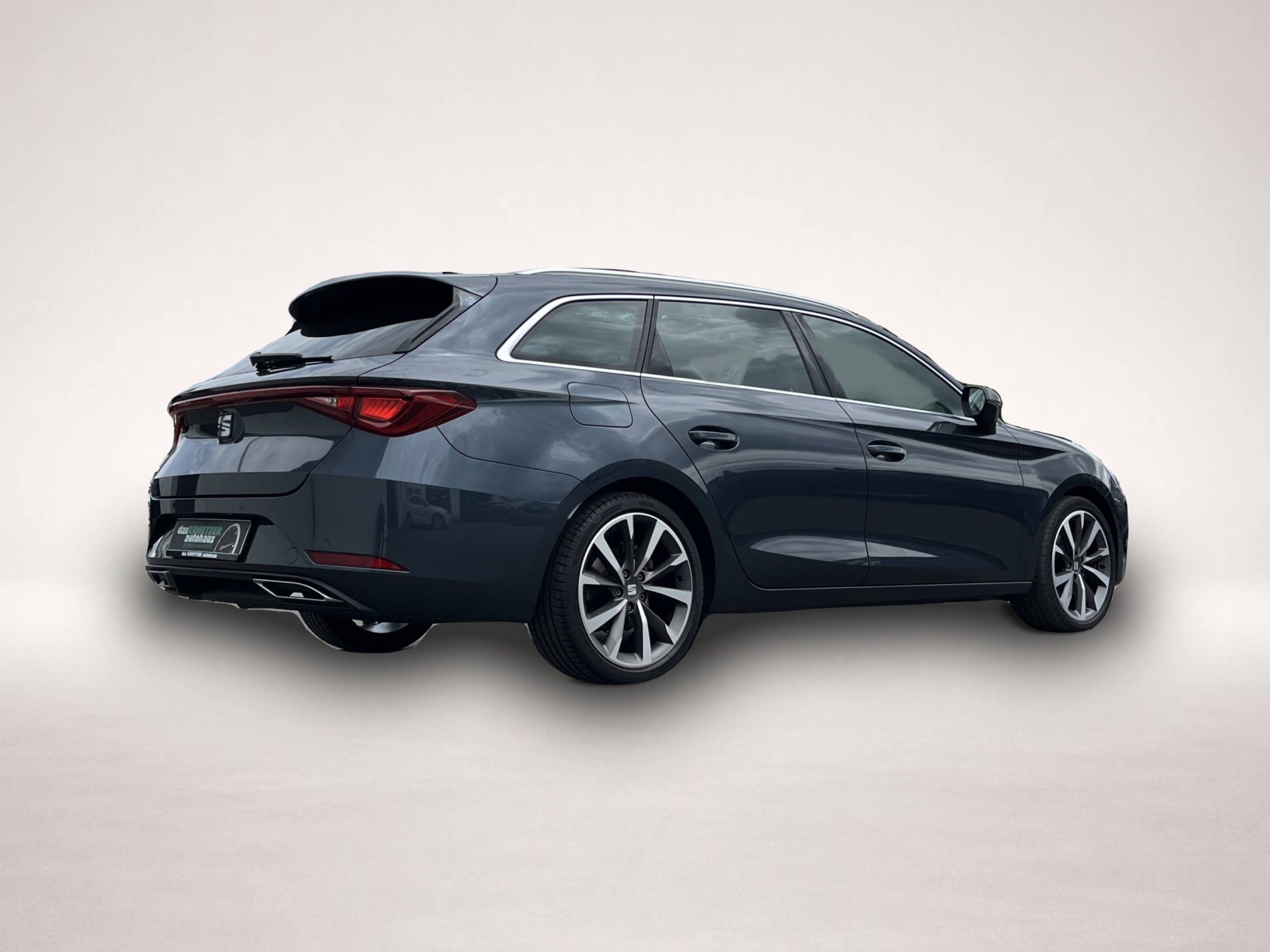Bild 6 Seat Leon SP 1.5 TSI DSG FR PANO Navi LR-HZG LED SHZ