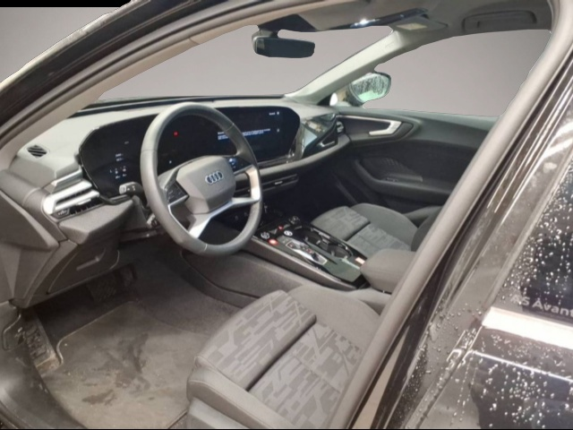 Vehicle image 0