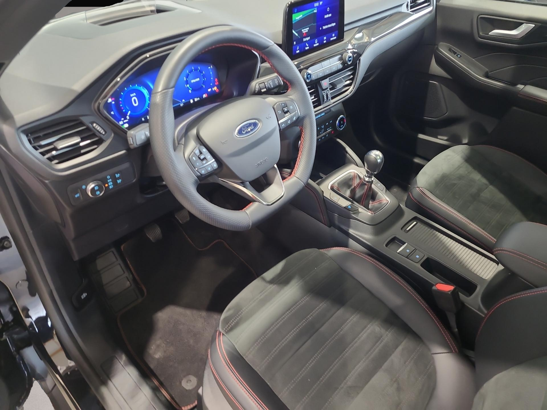 Fotografie 5 des Ford Kuga ST-Line X Sportpaket Bluetooth Navi LED Kli
