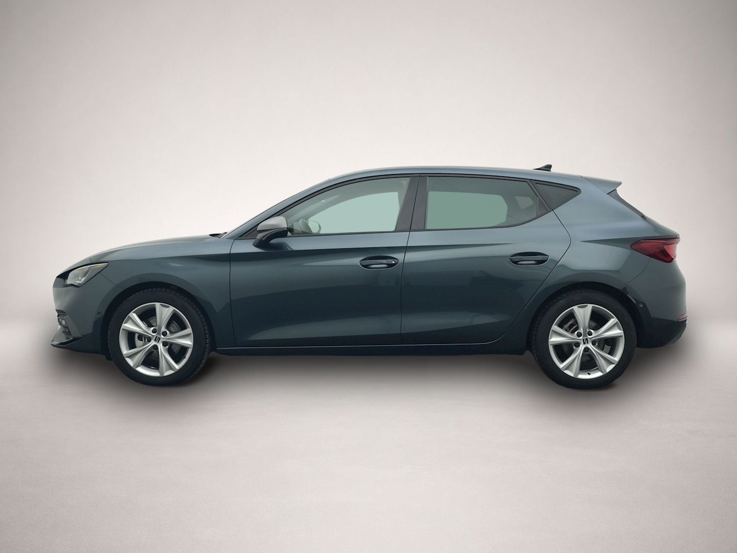 Fotografie 2 des Seat Leon 1.5 eTSI DSG FR LED NAVI ACC KAMERA