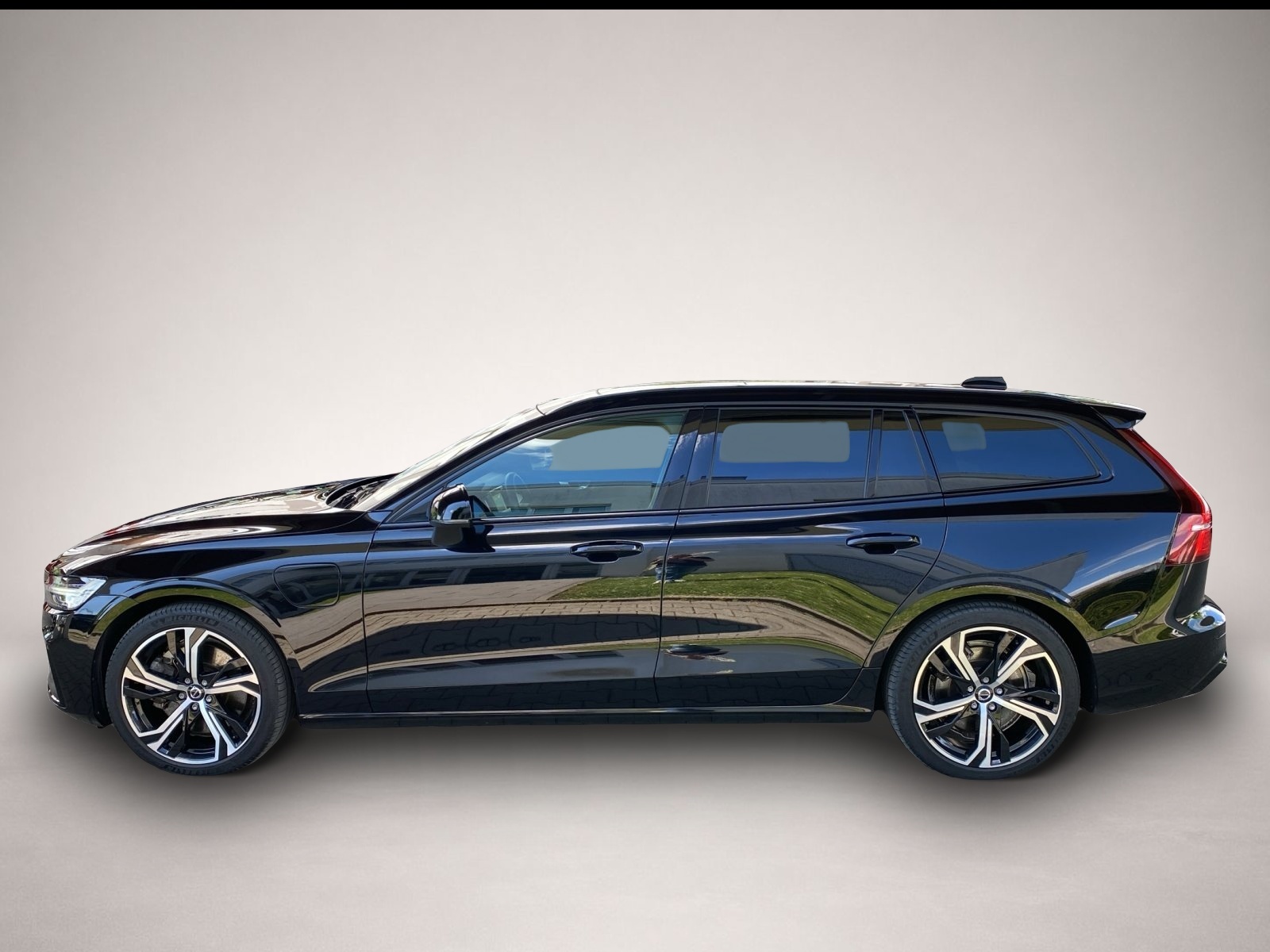 Bild 2 Volvo V60 Kombi T8 Plus Dark Recharge WiPa*LED*Navi*DA