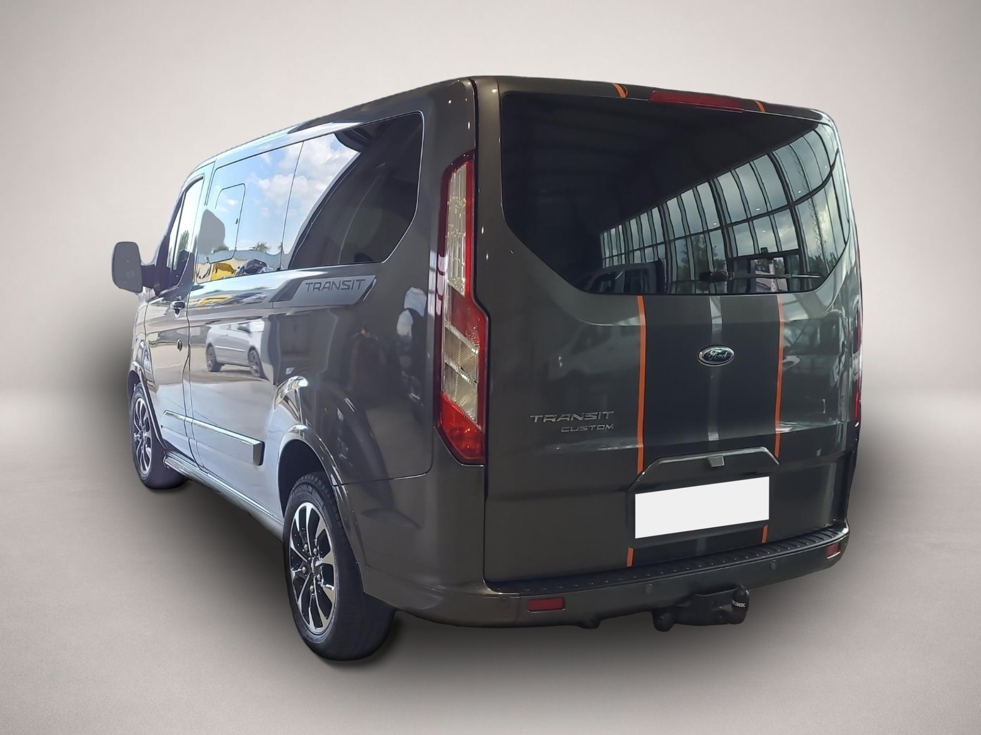 Bild 2 Ford Transit Custom Sport L1 5-Sitzer AHK / Standheiz