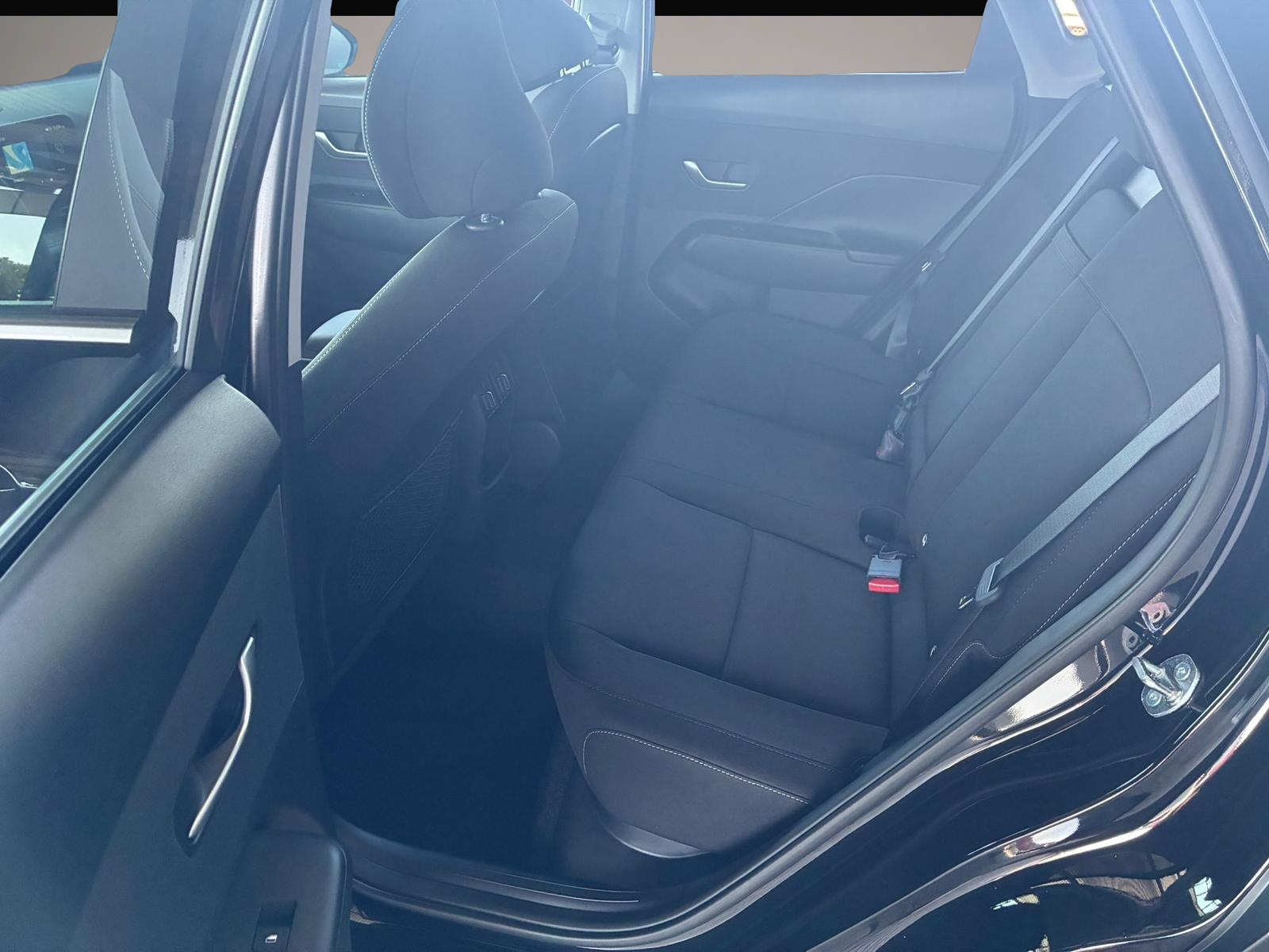 Bild 6 Hyundai Kona Comfort Plus 1.0 T-GDI 2WD / Navi / Keyless